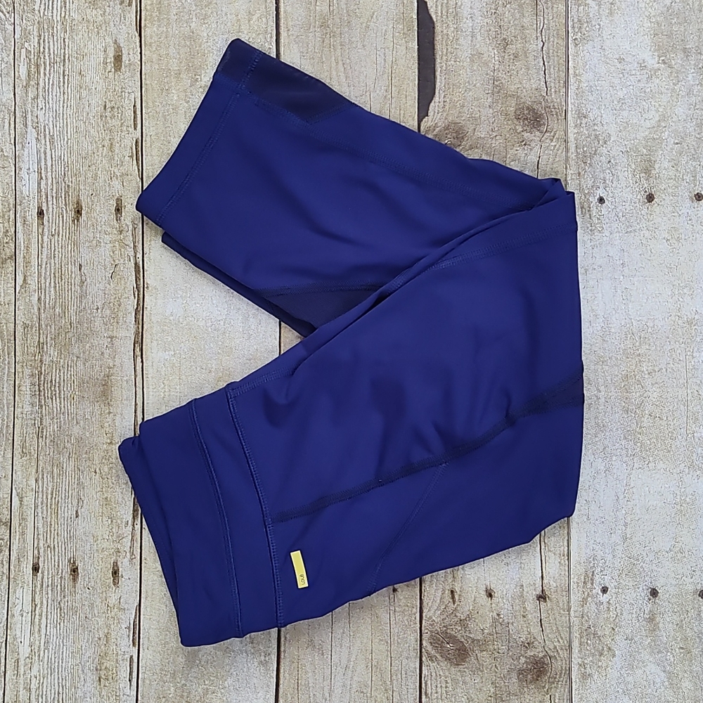 Lole Run Capri Leggings With Mesh Panels